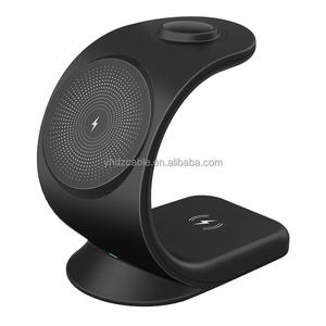 Montre intelligente de bureau <span class=keywords><strong>3</strong></span> en 1 standard magnétique 15W charge rapide support de téléphone portable chargeur magnétique sans fil - Product Image 3