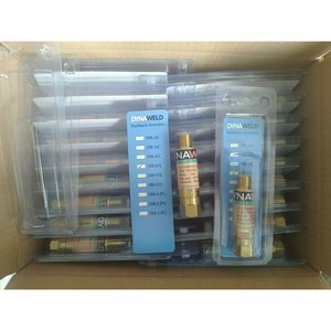 สำหรับอุปกรณ์ป้องกันการย้อนกลับของแก๊สแบบ YAMATO รุ่น Gas Flashback Arrestor and Preventer ของอเมริกา พร้อมเข็มจุดไฟขนาด 9/16 นิ้ว สำหรับวัดออกซิเจนและอะเซทิลีน ทำจากวัสดุทองแดง - Product Image 2