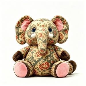 Peluche éléphant personnalisée vintage à motifs floraux, peluche safari rétro à imprimé roses, poupée éléphant rose à oreilles fleuries, animal style cottagecore - Product Image 3