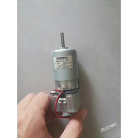 Motor Original Graphtec CE6000-40/60/1 20 X/Y con Engranaje de Accionamiento DMN37JE-010 24VDC 4723 Usado