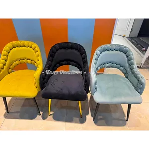 2024 recién llegados productos de tendencia moderna diseño de lujo sillas de comedor de terciopelo de Metal con patas doradas/negras