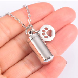 Kalung fashion, Perhiasan Kremasi Baja Tahan Karat Klasik, Liontin Wadah Abu Jenazah Bentuk Sayap Malaikat untuk Kenang-kenangan Hewan Peliharaan, Hadiah - Product Image 3