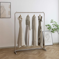 Nouveau style de porte-vêtements en fer et en métal personnalisé cintre de supermarché pour magasin meubles et présentoir en tissu