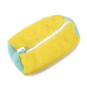 High quality durable lazy protection shoes laundry bag chenille laundry wash bag for sneaker