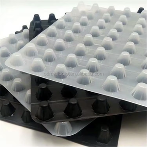 Planche de <span class=keywords><strong>drainage</strong></span> en plastique personnalisée avec <span class=keywords><strong>drainage</strong></span> efficace de l'eau en extérieur pour les projets d'aménagement paysager, certifiée CE - Product Image 4