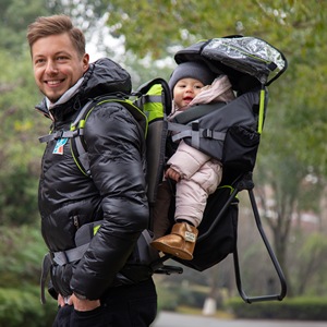 La mejor <span class=keywords><strong>mochila</strong></span> personalizada para llevar al bebé con protector de cabeza para papás Niña - Product Image 2