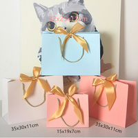 Sacs à main en papier avec poignées pour ruban, Logo personnalisé, sac à main d'emballage de cadeau pour vêtements artisanaux, pièces