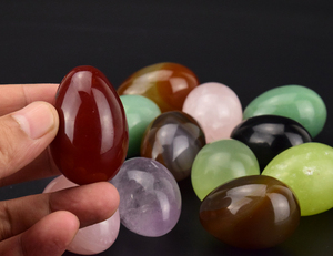 En gros naturel sculpté améthyste oeufs de jade, kegel yoni oeufs pour l'exercice vaginal - Product Image 3