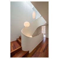 Escalier courbé sur mesure pour bâtiment commercial, hôtel, villa, projet de construction, livraison directe d'usine