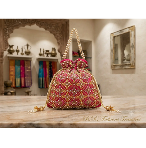 Sac à main classique indien en soie Potli, broderie Zardozi, sequins dorés, détails en perles, pochette ethnique de mariage, motif géométrique - Product Image 2