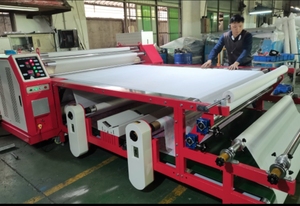 Presse à chaud grand format 1900 mm avec rouleau de calendrier, équipement de transfert thermique pour textile, machine de sublimation avec alignement automatique des couvertures - Product Image 6