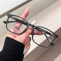 8478 Montures de lunettes optiques carrées classiques TR90, économiques et élégantes, nouvelle collection 2026 pour étudiants