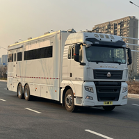 Camion utilitaire de transport mobile en aluminium avec benne de rangement et stabilisateurs, moteur diesel