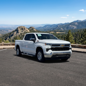Chevrolet Silverado 1500 LT Crew Cab 4WD Automatique d'occasion 2025 – Accessoires pour camion - Product Image 2