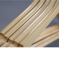 Offre Spéciale Gros Boutique Naturel Couleur Tête Ronde Placard Cintres En Bois Pour Chiffons