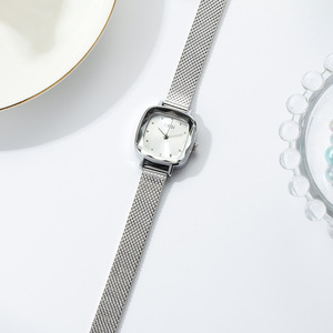 Montre à quartz pour femme, style INS, cadran carré, petite taille, mode rétro, tendance, simple et élégante, pour influenceuses. - Product Image 5