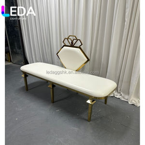 โซฟาแต่งงาน LEDA ดีไซน์หรูหราโดดเด่น ขาไขว้สแตนเลสสีทอง ประดับเพชร - Product Image 6