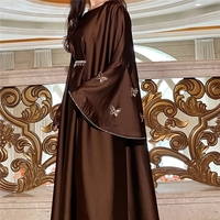 Robe de soirée élégante de luxe Eid Dubai Kaftan, manches évasées, ensemble Abaya en satin pour femmes musulmanes avec ceinture en diamants