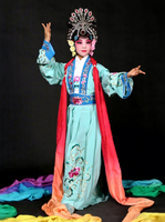 Costume d'opéra chinois féminin, tenue de danse à manches aquatiques, fée dispersant des fleurs, vêtements de scène pour filles en polyester et rayonne