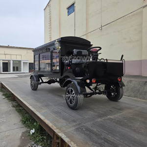 Carruaje Eléctrico Negro Vintage de 4 Ruedas, Estilo Real, para Transporte en Bodas y Eventos al Aire Libre - Product Image 1