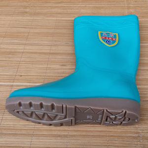 Botas de Lluvia Fengshun 916 a Media Pantorrilla para Mujer, Impermeables, Resistentes al Aceite, Ácidos y Álcalis, con Suela de Goma Antideslizante - Product Image 4