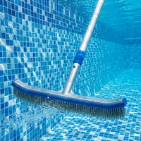Nettoyeur de piscine en fibre de verre à haute efficacité MORRU en acier inoxydable avec dos en aluminium poli et bande de protection en PP