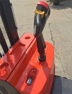 जिचुआन 1 टी/1.5 टी/2 टी 3-वे फुल इलेक्ट्रिक पैलेट स्टेकर को जिआंगसु में बनाया गया 1 साल की वारंटी - Product Image 5