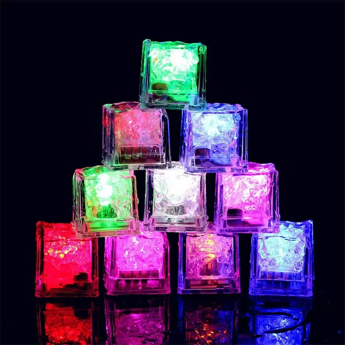 Cubo di ghiaccio a Led impermeabile Multi colore lampeggiante bagliore al buio LED illumina il cubo di ghiaccio per Bar Club Drinking Party