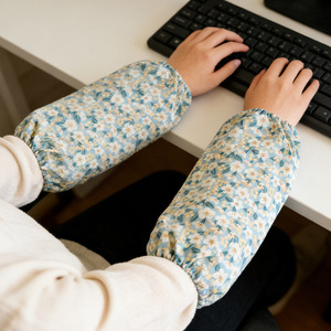 Nuevas Mangas Protectoras de Estilo Campestre con Estampado Floral Azul Pequeño, de Poliéster y Algodón, Resistentes al Agua, para Uso Diario, para Adultos - Product Image 4