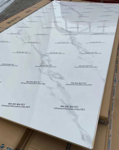 Panneau mural adhésif WPC facile à installer pour maison moderne chambre à coucher <span class=keywords><strong>salle</strong></span> <span class=keywords><strong>de</strong></span> <span class=keywords><strong>bain</strong></span> <span class=keywords><strong>salle</strong></span> à manger salon intérieur décoratif planches durables - Product Image 3