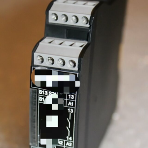 Beschermhoes Tipo Aes1145 24vdc-1170039 Nieuwe Originele Klaar Voorraad Industriële Automatisering Pac Dedicated Plc <span class=keywords><strong>Pro</strong></span> - Product Image 1