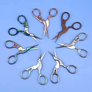 Tijeras para Cutículas Rusas Populares Más Vendidas, Tijeras Curvas para Cutículas, Tijeras Profesionales Afiladas para Cutículas - Product Image 3