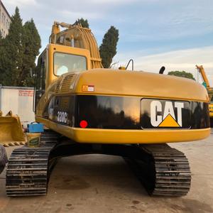 รถขุดตีนตะขาบ Caterpillar 320CL สำหรับงานขุดดิน ขุดร่อง และก่อสร้างถนน พร้อมเครื่องยนต์ทรงพลังและระบบช่วงล่างที่ทนทาน - Product Image 1