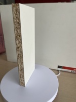 Colik Plaque de base en panneau de particules à performance stable, respectueuse de l'environnement, pour la production de meubles sur mesure pour toute la maison