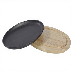 Plaque chauffante en fonte de qualité supérieure avec base en bois massif pour servir des steaks chauds et une présentation de style restaurant - Product Image 2