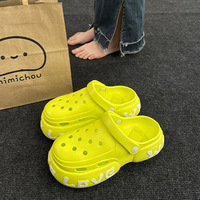 Sabots de jardin d'été 2024, sandales de plage de marque pour couple, pantoufles souples à trous, vente en gros, chaussures de jardin de luxe en EVA de créateur