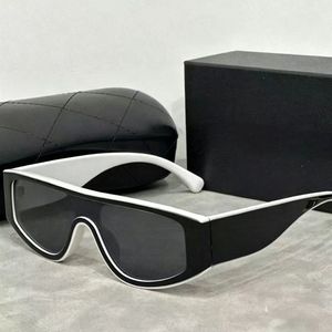 แว่นกันแดดแฟชั่นคลาสสิกสุดหรูสำหรับผู้หญิง แว่นกันแดดดีไซน์เนอร์คุณภาพสูงสำหรับผู้ชาย แว่นตาแบรนด์ดังขายส่ง - Product Image 1