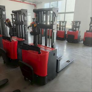 स्टैंड-ऑन फुल इलेक्ट्रिक पैलेट स्टेकर 1.5 टन पर अधिकतम उठाने की ऊंचाई 3000 मिमी - Product Image 2