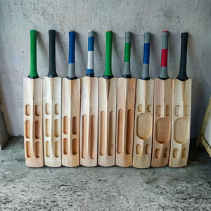 Bâtons de cricket de qualité supérieure, taille personnalisée, légers, écologiques, coutures traditionnelles, épaisseur 38 mm, vente de bâtons de cricket haut de gamme - Product Image 1