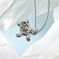 Collier Pendentif Tortue en Argent Sterling 925 avec Incrustation de Coquille d'Ormeau Naturelle, Bijou Tropical Vie Marine