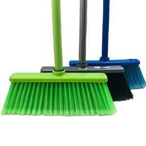 Conjunto de vassouras e vassouras de plástico macio e resistente, escova para chão, casa, jardim, cozinha, varredura, utensílios domésticos - Product Image 1