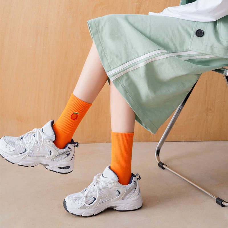 Custom Logo Fruit Embroidered Crew Socks for Men Women Colorful Cotton Casual Socks Wholesale OEM Fashion Sock Manufacturer