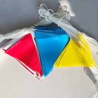 Drapeaux de sécurité de stationnement avec étiquettes réfléchissantes avertissement de propriété privée. Contrôle de la circulation et drapeaux de bannière solides drapeaux de Triangle de ficelle