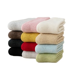 Chaussettes en laine épaisse et chaudes en tissu éponge couleur bonbon pour enfants, vente en gros - Product Image 2