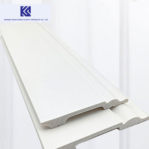 <span class=keywords><strong>Plinthes</strong></span> en WPC <span class=keywords><strong>de</strong></span> haute qualité pour une utilisation en intérieur <span class=keywords><strong>Plinthes</strong></span> modernes en PVC pour le sol Plusieurs tailles disponibles Vente directe en usine - Product Image 5