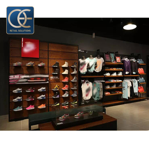 Espositori in Metallo per Negozi al Dettaglio, Vetrine per Negozi di Scarpe Sportive, Design d'Interni per Negozi di Articoli Sportivi - Product Image 5