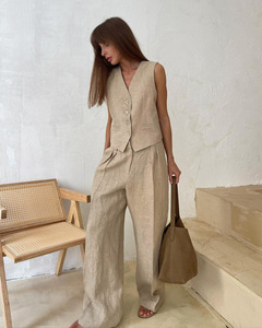 Set Due Pezzi Personalizzato da <span class=keywords><strong>Donna</strong></span> per Primavera/Estate: Gilet Senza Maniche e <span class=keywords><strong>Pantaloni</strong></span> a Vita Bassa alla Moda - Product Image 1