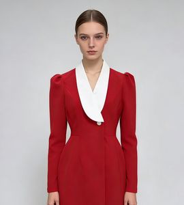 Traje estilo francés dulce y elegante 2025, nuevo, en contraste blanco y negro, con cuello en V, manga larga, corto, con botones de grano y cintura ajustada. - Product Image 5