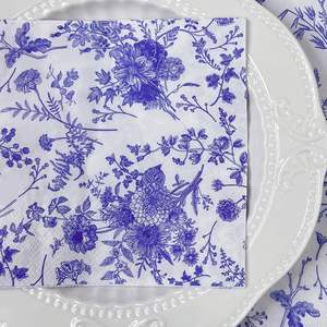 25 шт. двухслойных салфеток с синим цветочным узором – сине-белые бумажные салфетки для свадеб, детских праздников, чаепитий, садовых вечеринок, дней рождения - Product Image 3