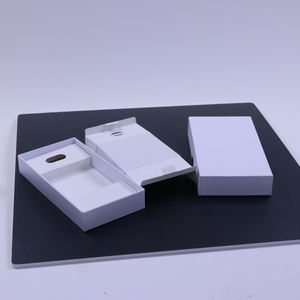 Caja de papel biodegradable personalizada con laminado mate blanco, tapa y base, caja protectora para teléfono móvil, fabricante de China - Product Image 4